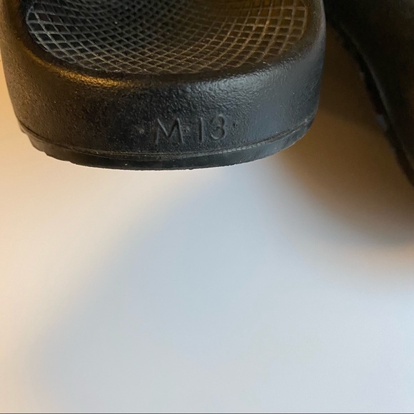 Chaco Men Size 13 Black Strap Summer Sandals - Picture 5 of 10